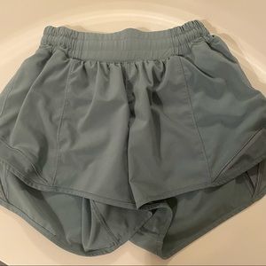 Lululemon Hotty Hot shorts